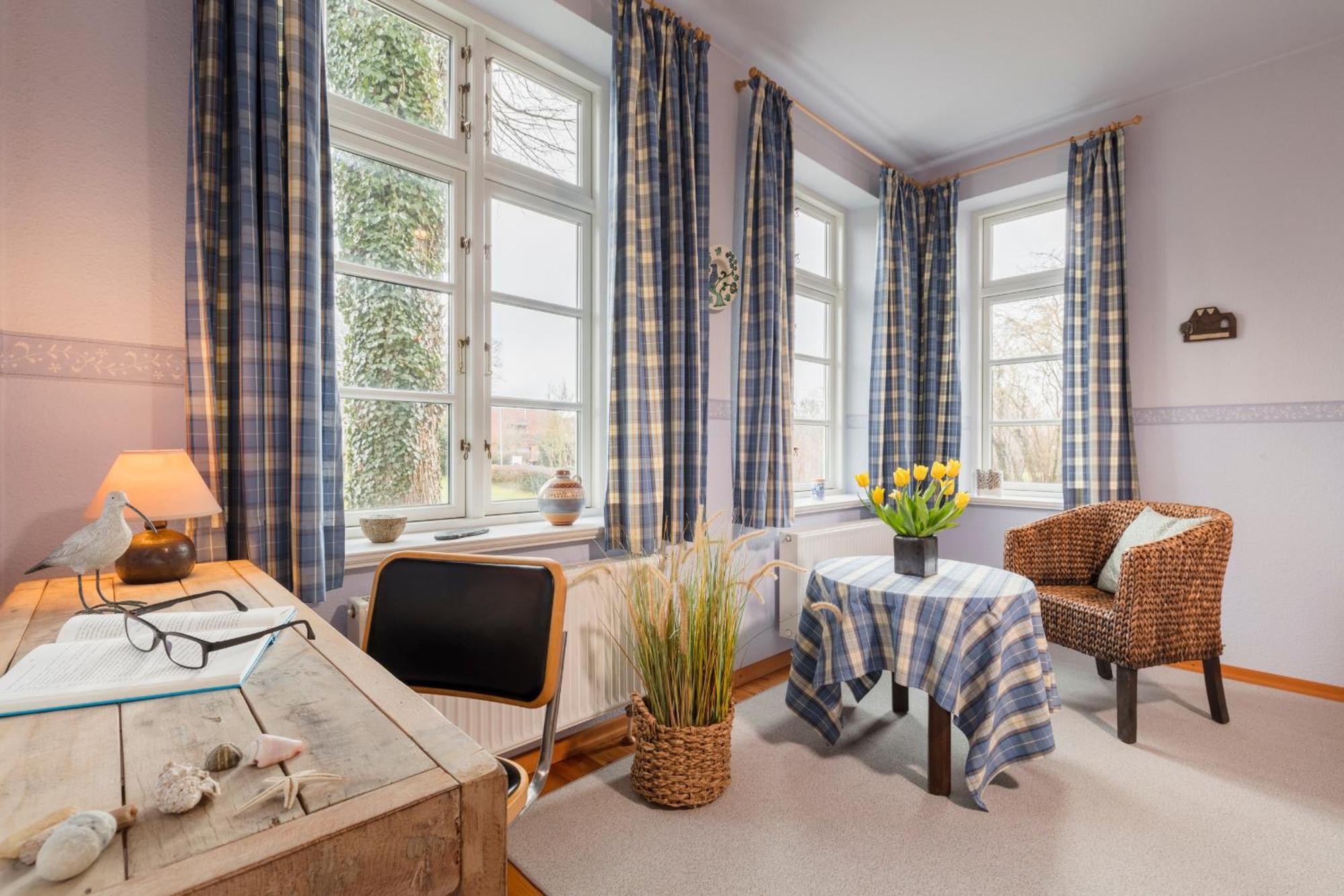 "Gaestehaus Summersby" - Natururlaub Mit Exklusivem Landhausflair Фехмарн Екстериор снимка