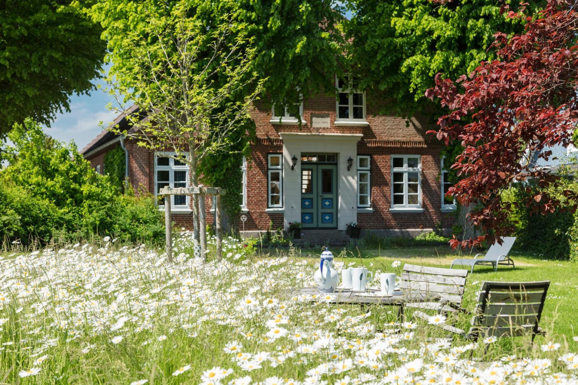 "Gaestehaus Summersby" - Natururlaub Mit Exklusivem Landhausflair Фехмарн Екстериор снимка